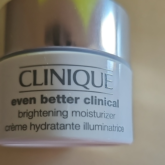 NWT Clinique 7 day scrub cream & even better clinical brightening moisturizer - Picture 3 of 6
